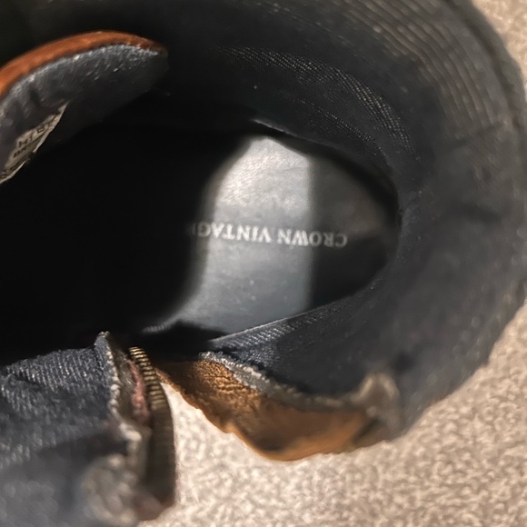 Men’s Crown Vintage Black and Brown Ankle Boots - Picture 5 of 6